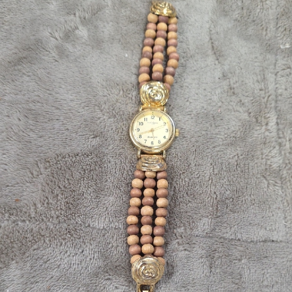 L A Express Naturals Womens Watch Wood Beads Goldtone Japan Movement NEW BATTERY